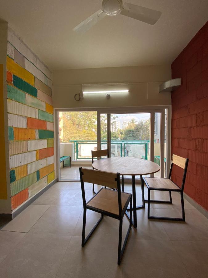 Hostel Rove By Boston Living Hyderabad Exterior foto